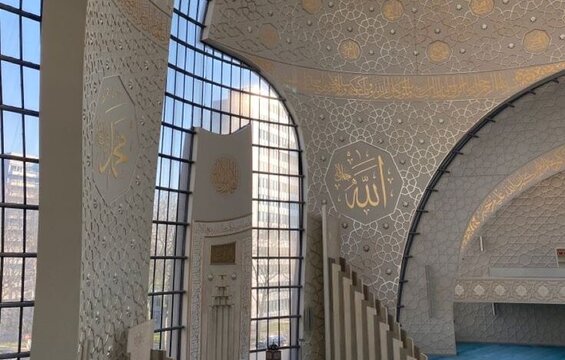 Xhamitë dhe imamët.jpg