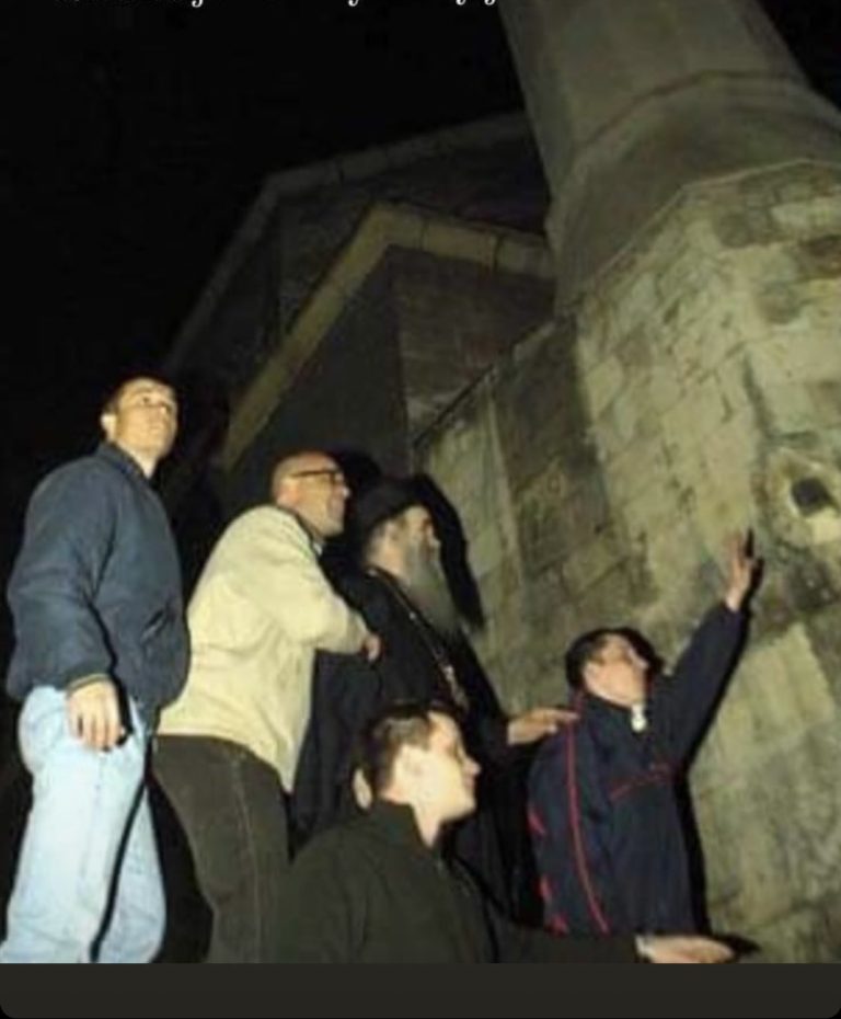 Danas hrišćanski hleb popravi Bajrakli džamiju 2.jpg