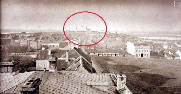 Džamije kod komandantove palate.png